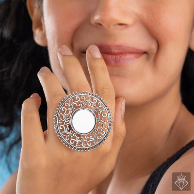 zewellsharbour Ring Anti-Tarnish Reflective Aura Cocktail (Adjustable Size)