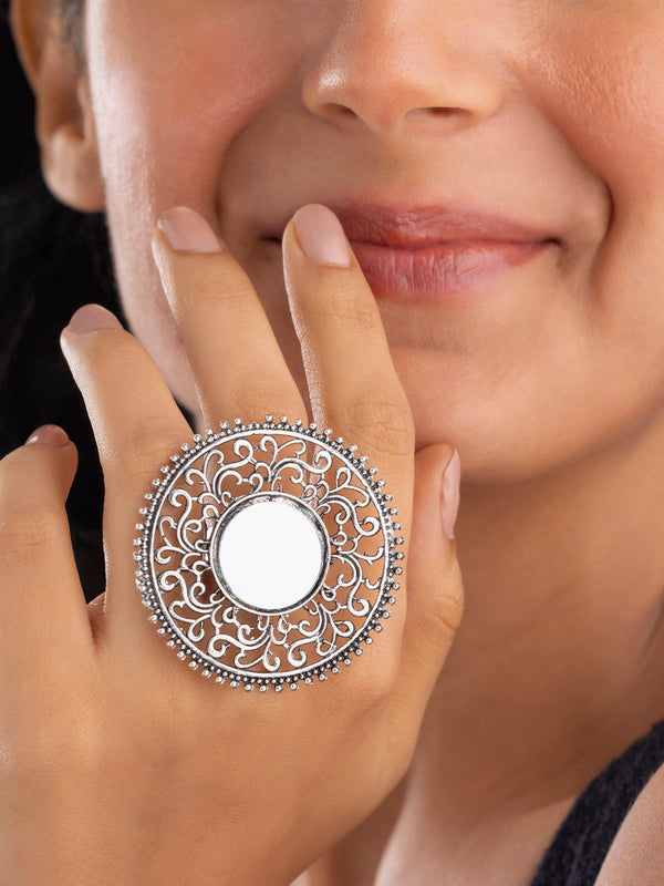 zewellsharbour Ring Anti-Tarnish Reflective Aura Cocktail (Adjustable Size)