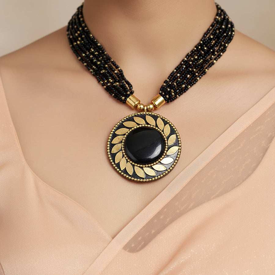 zewellsharbour Necklace Antique Charm Pendant In Black