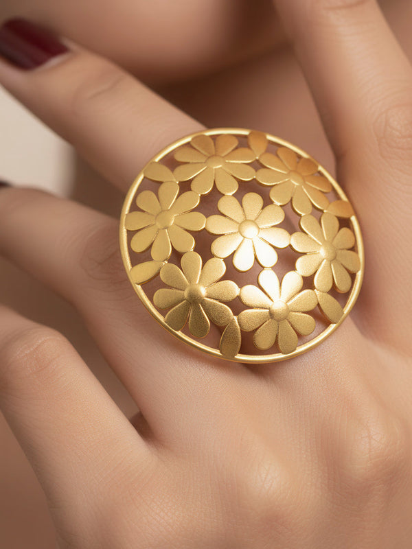 zewellsharbour Ring Anti-Tarnish Oversized Cutout Flower (Adjustable Size)
