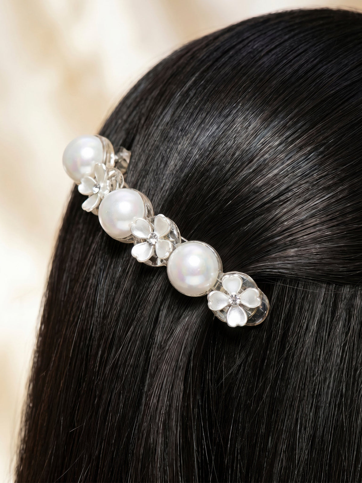 Zewellsharbour Banana Clip Pearl Blossom